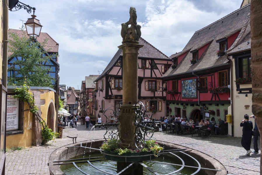 Francia - Alsacia 310 - Riquewihr.jpg